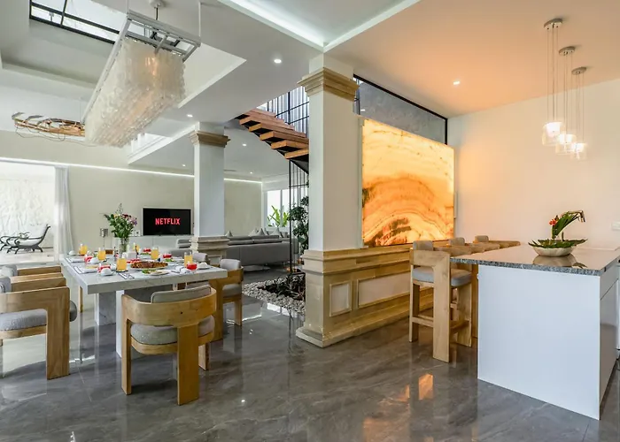 Paletu Luxury Private