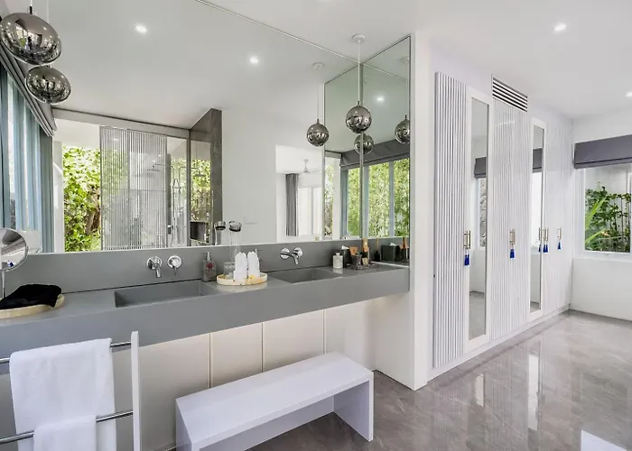 Paletu Luxury Private Villa *