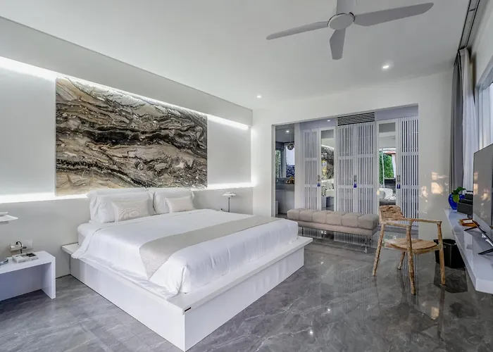 Paletu Luxury Private